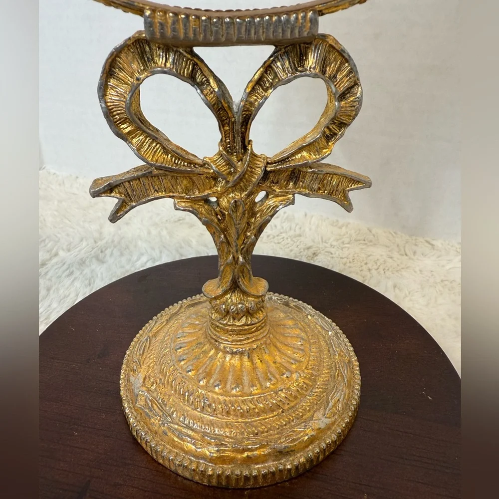 VTG Stylebuilt double sided gold-tone tilting vanity mirror with a ornate stand